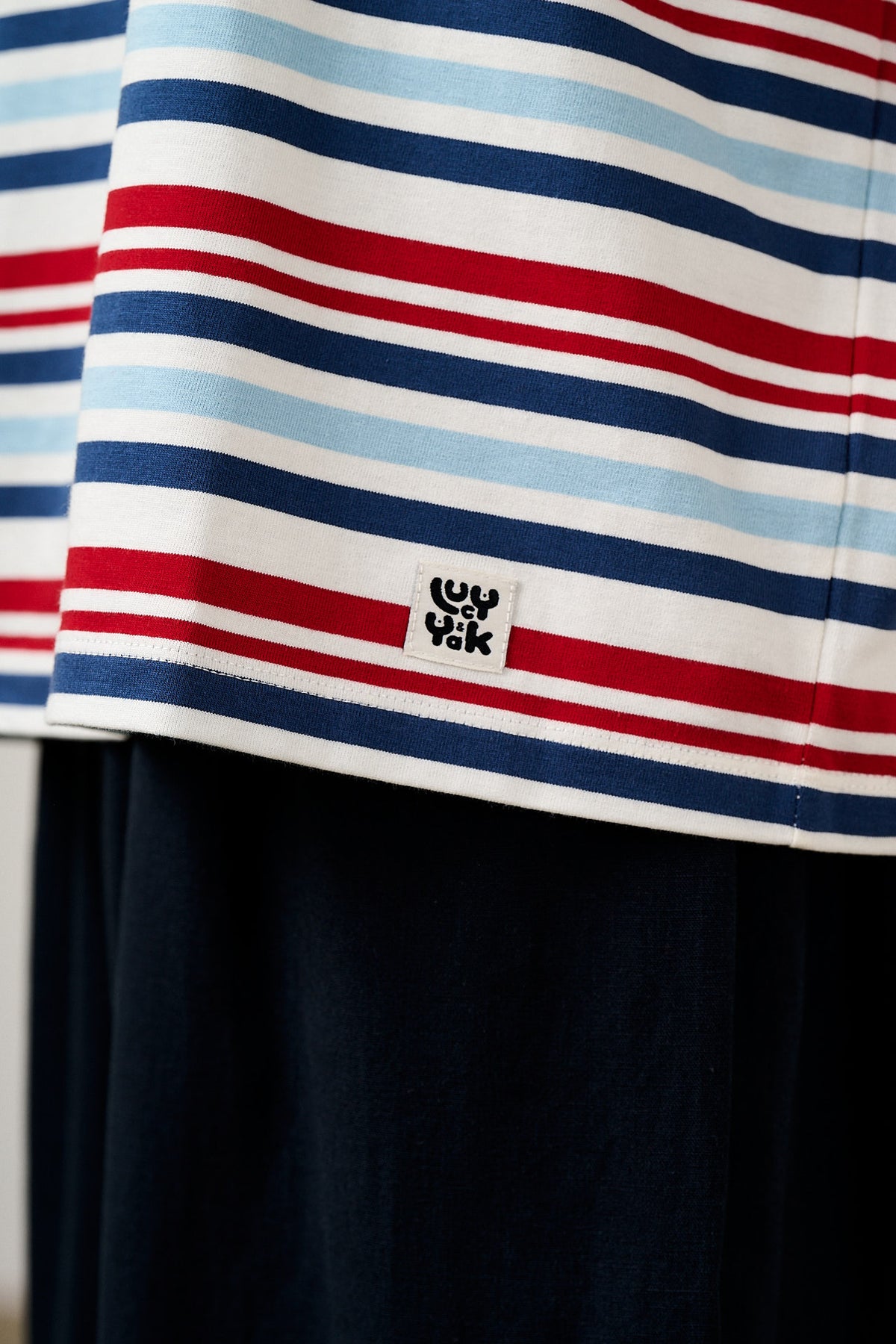 Benny - Oversized T-Shirt Organic Cotton in Multi Blue Stripe