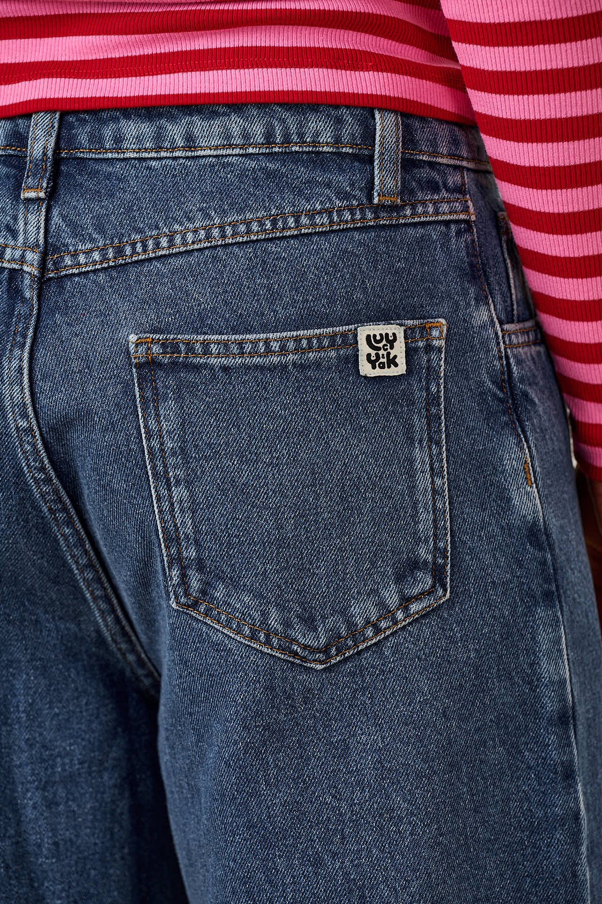 Drew - Cropped Straight Leg Jeans Organic Cotton Denim in Mid Wash Blue