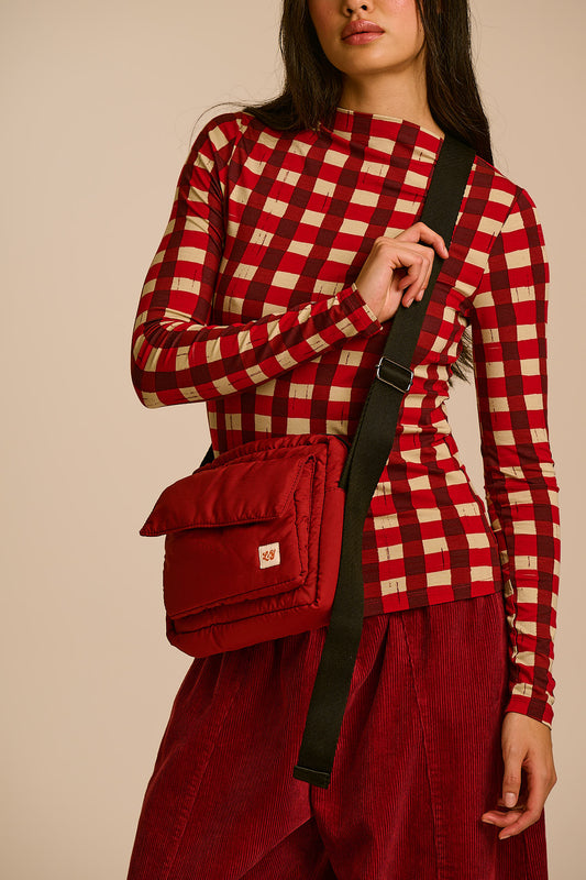 Maddox - Crossbody Bag Recycled Polyester in Maroon