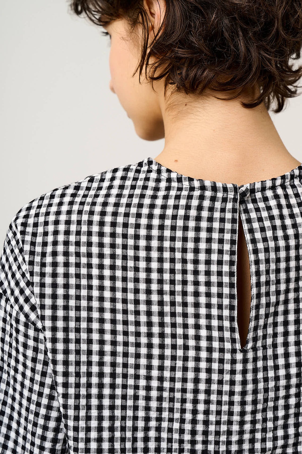 Maisie - Boxy Top Organic Cotton Seersucker in Black & White Gingham