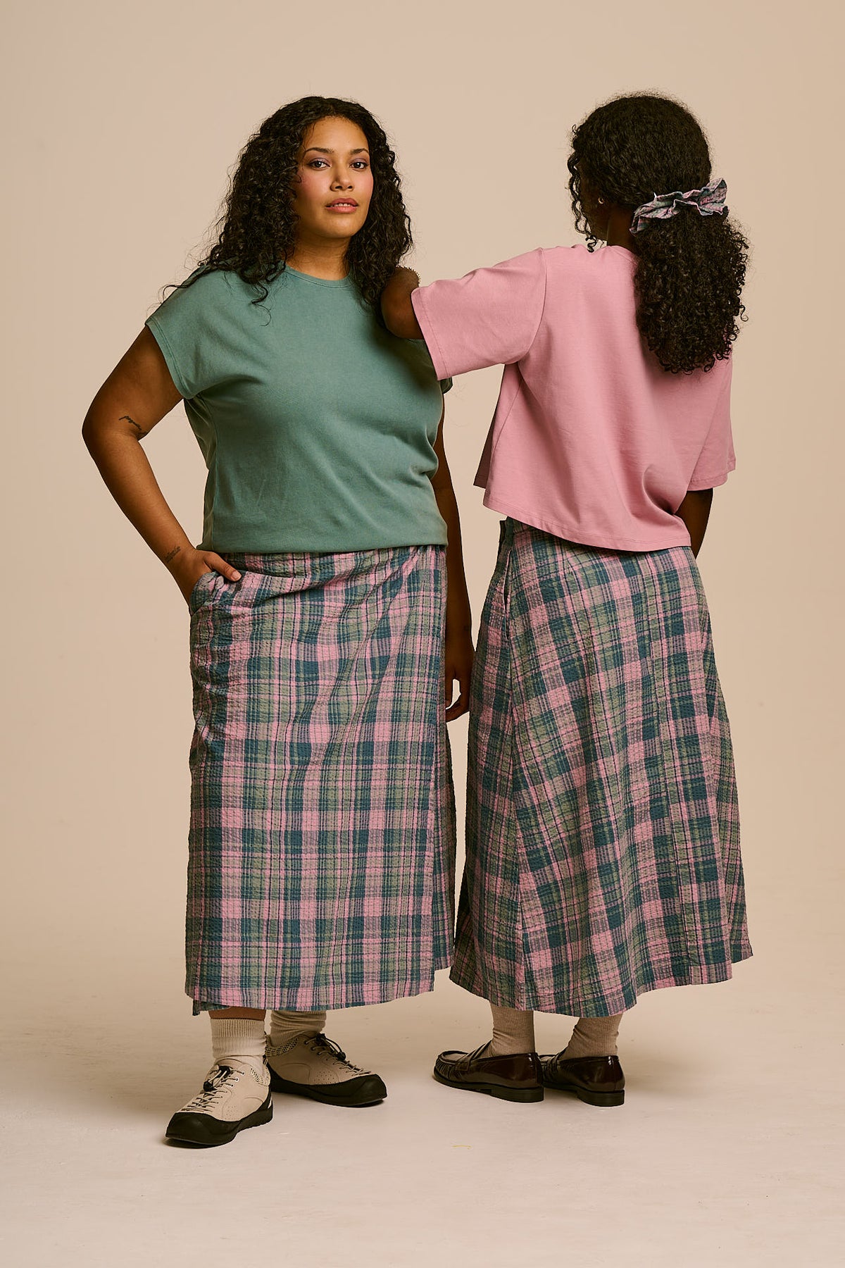 Miley - Wrap Midi Skirt Organic Cotton Seersucker in Palace Check