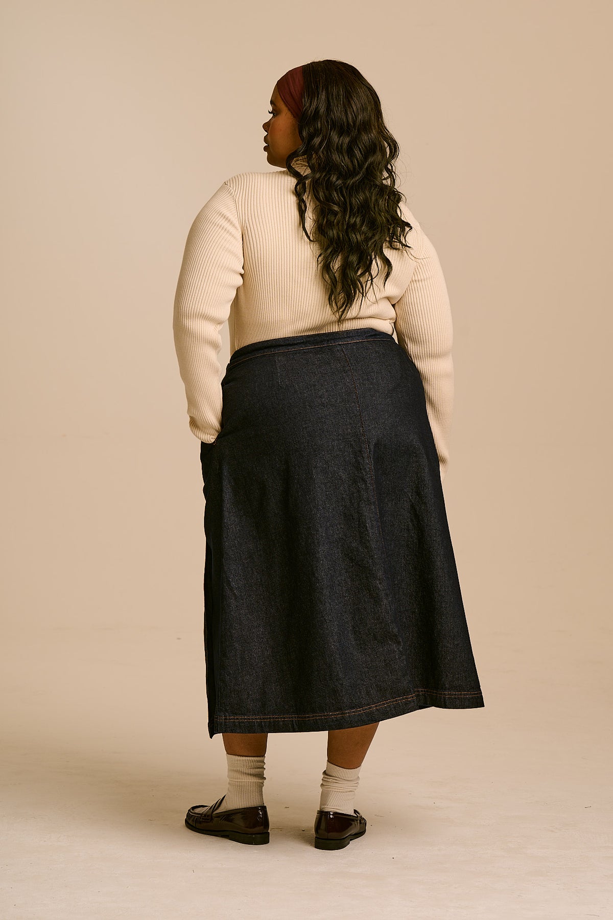 Miley - Wrap Midi Skirt Organic Cotton Denim in Indigo