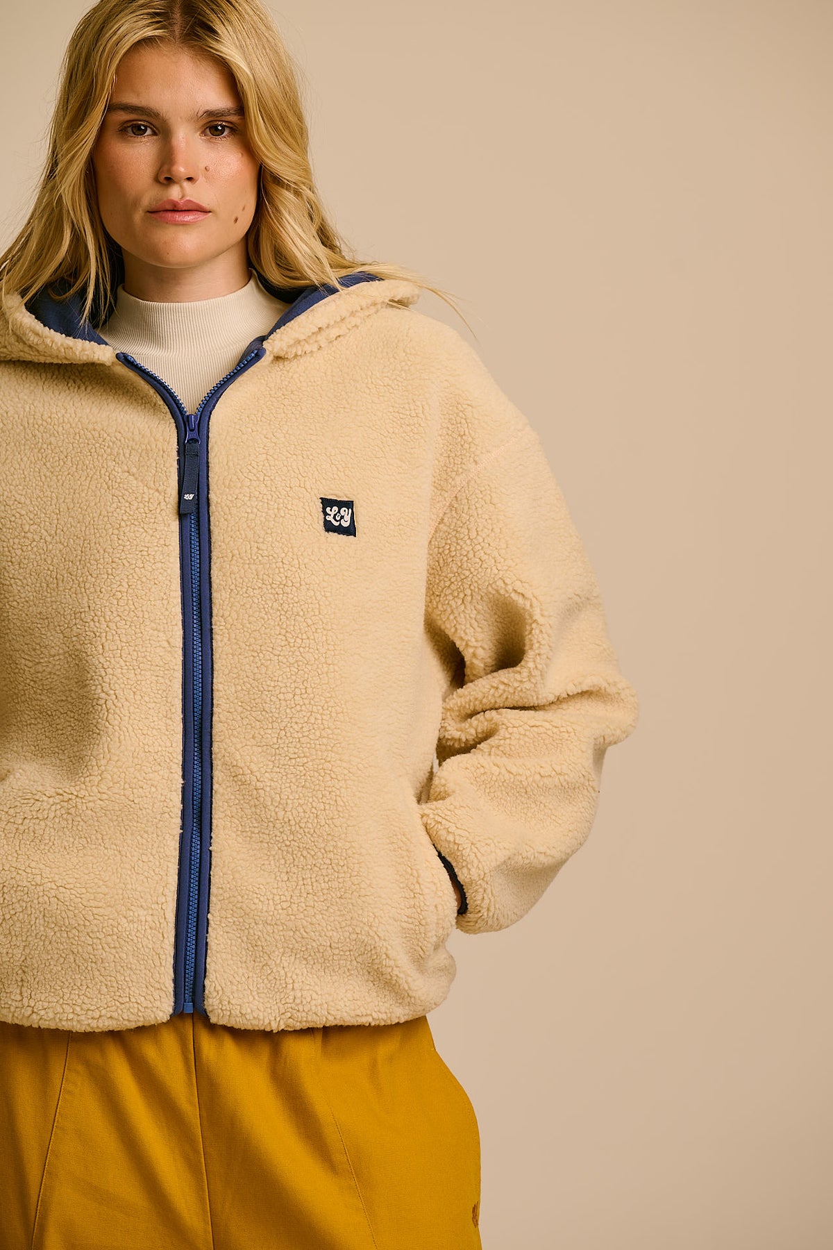 Misha - Borg Fleece Jacket Recycled Polyester in Cream with Navy Lining