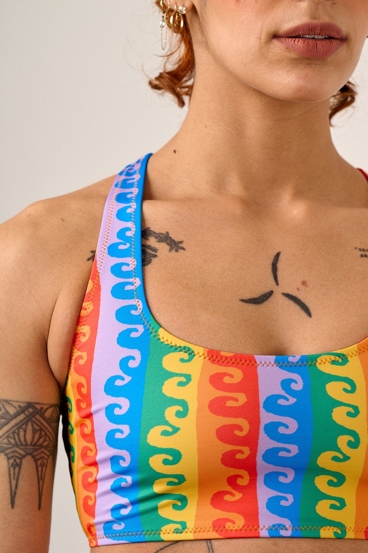 Morella - Racerback Bikini Top Recycled Polyester in Rainbow Wave