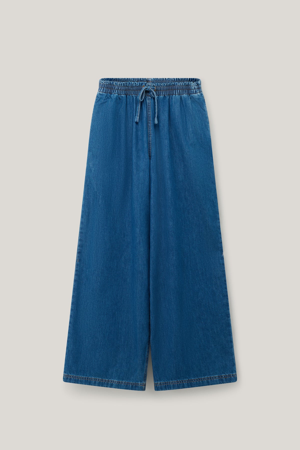 Norris - Wide Leg Jeans Organic Cotton Denim in Mid Wash Blue