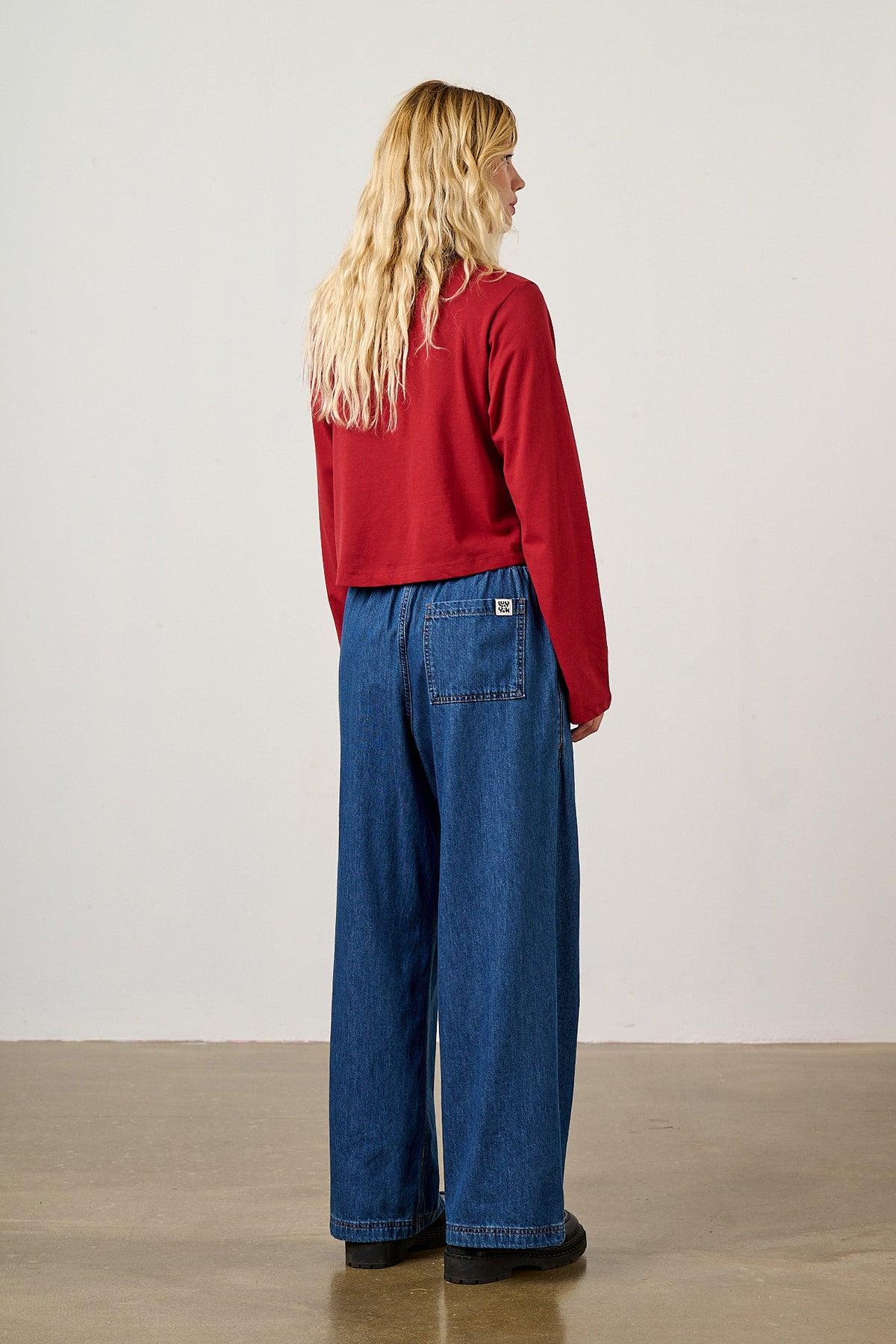 Norris - Wide Leg Jeans Organic Cotton Denim in Mid Wash Blue