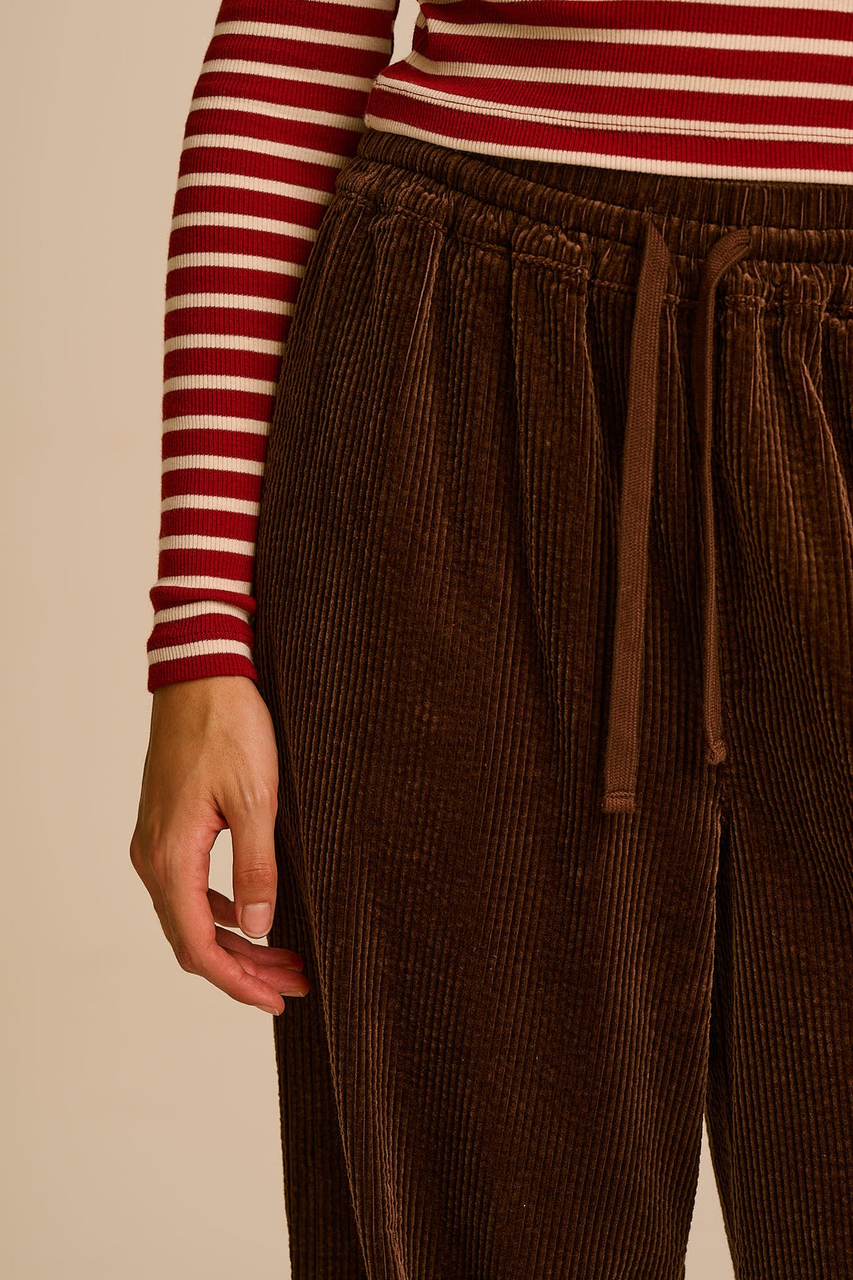 Norris - Wide Leg Trousers Organic Cotton Corduroy in Chocolate
