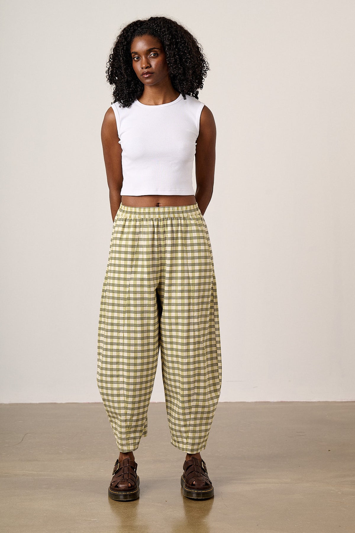 Obregon - Barrel Leg Trousers Organic Cotton in Green Check