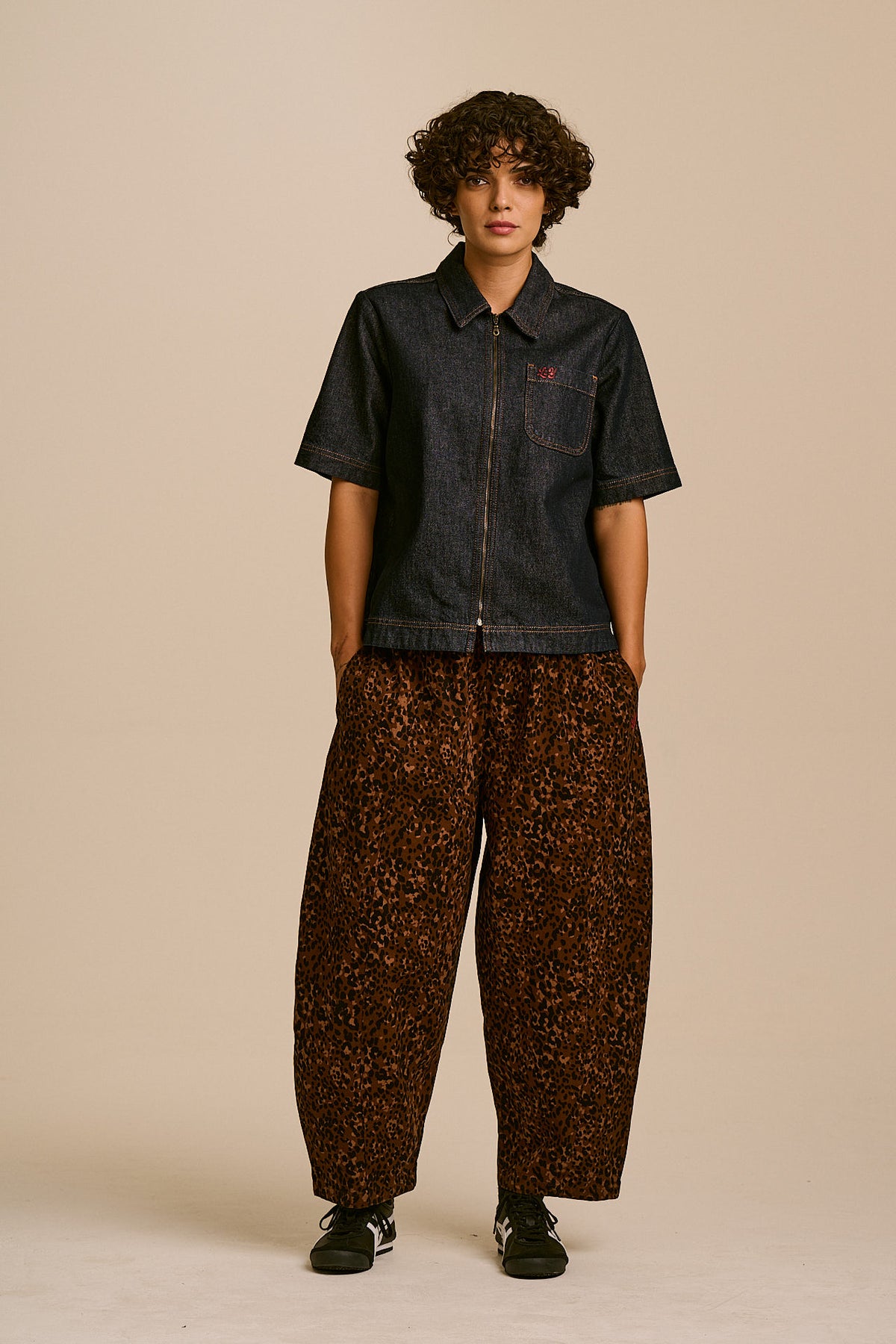 Obregon - Barrel Leg Trousers Organic Cotton in Animal Print