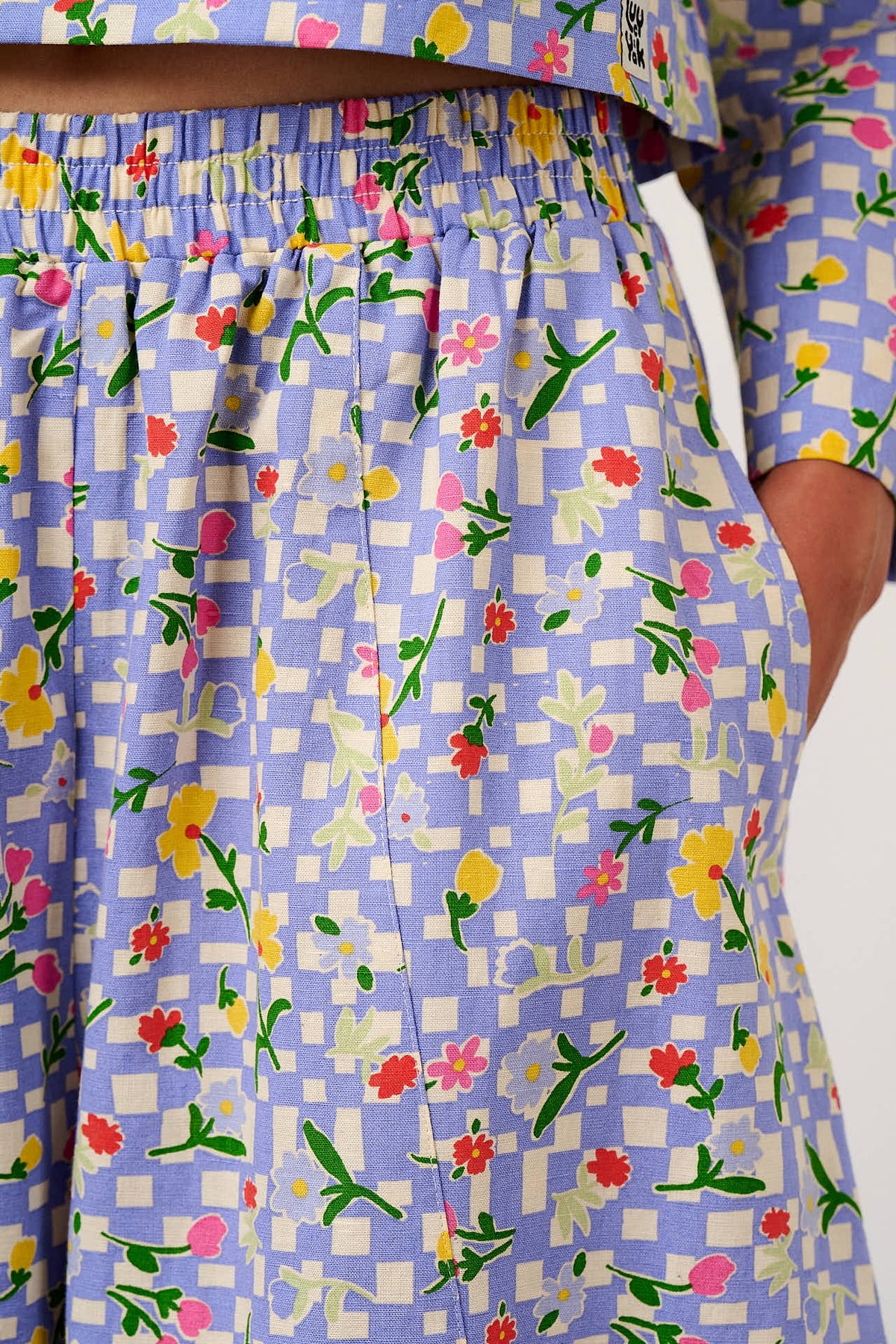 Obregon - Barrel Leg Trousers Organic Cotton in Ditsy Checkerboard Floral