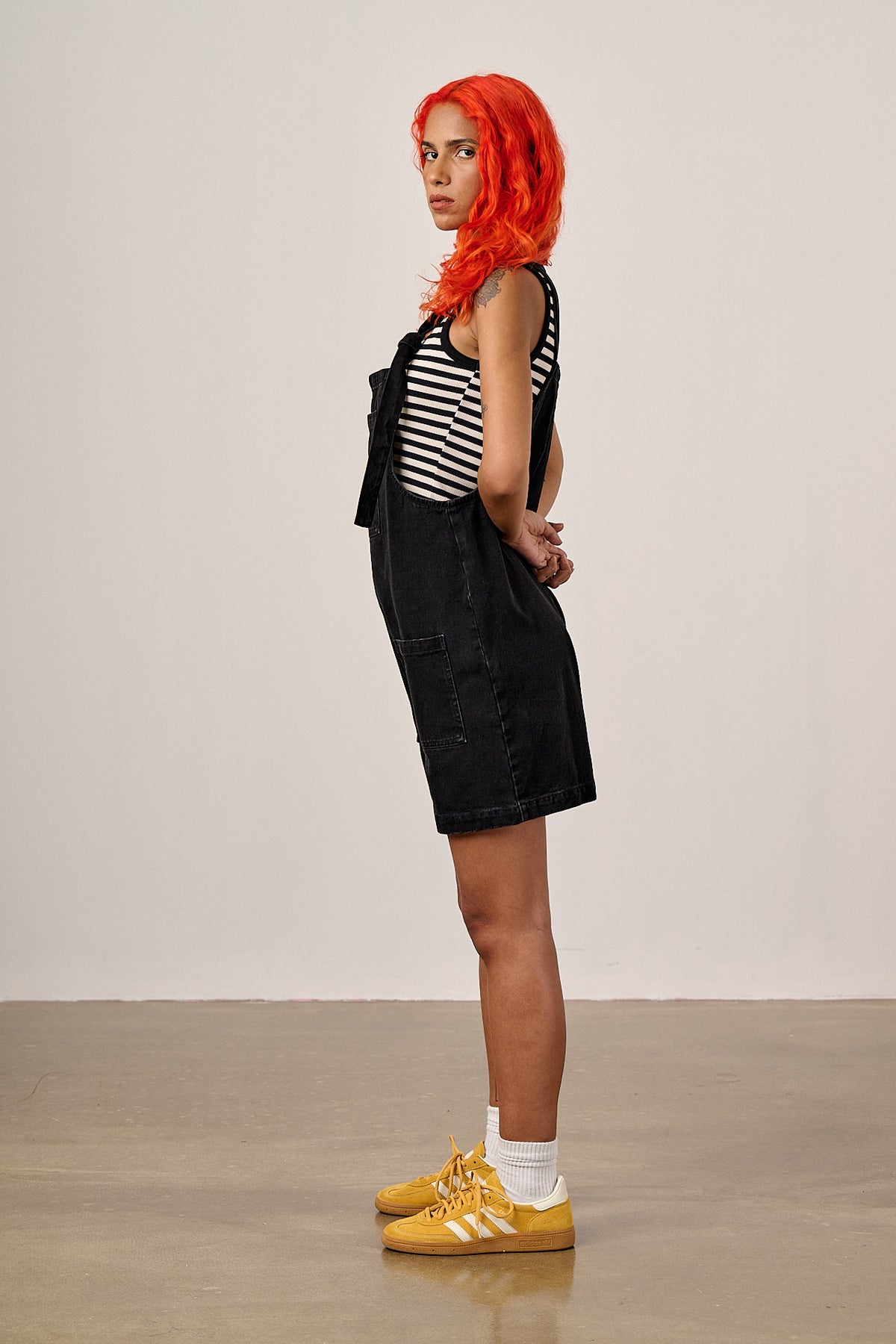 Original - Dungaree Shorts Organic Cotton in Washed Black