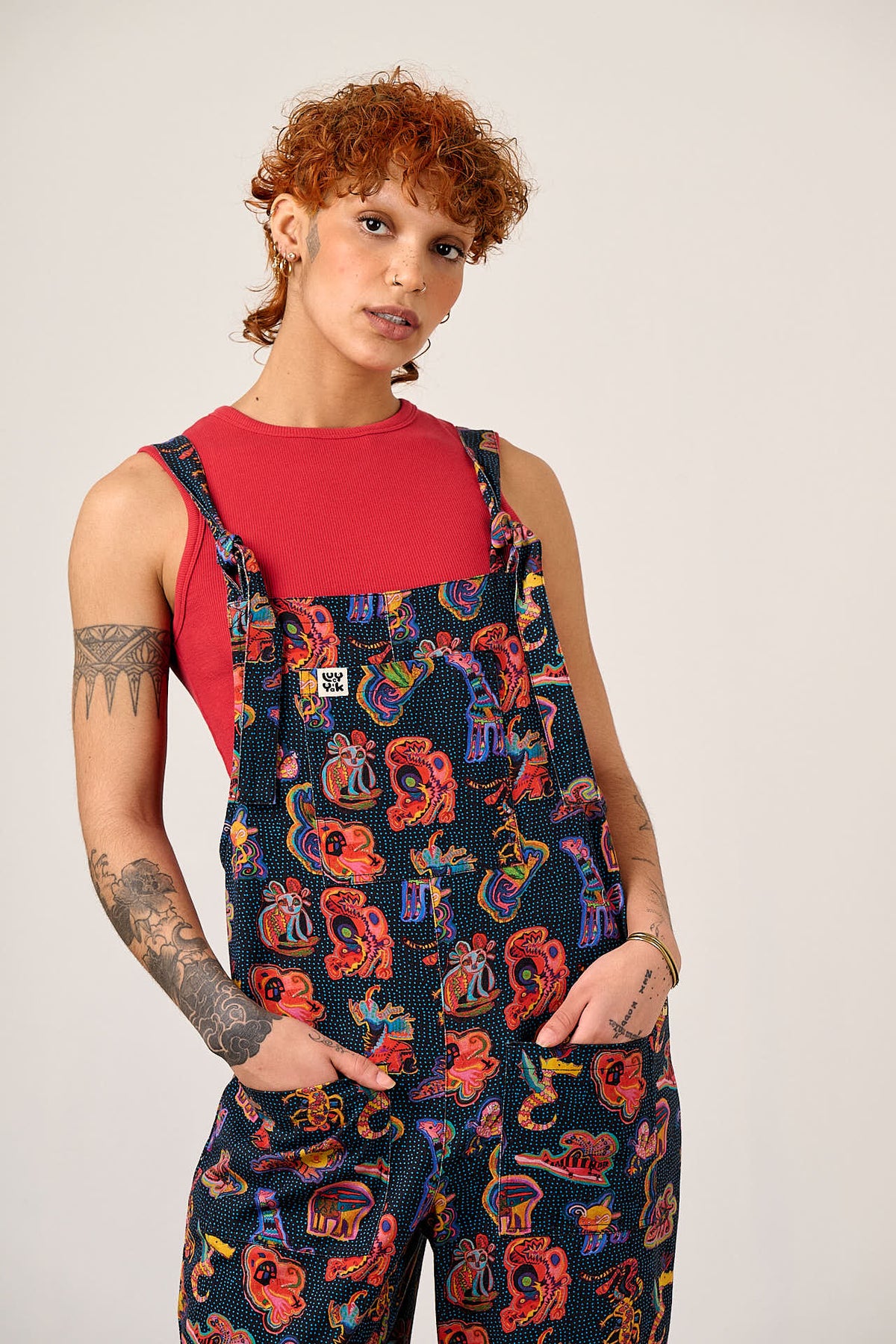 L.E Original - Straight Leg Dungarees Organic Cotton in Black Arthouse & Yak