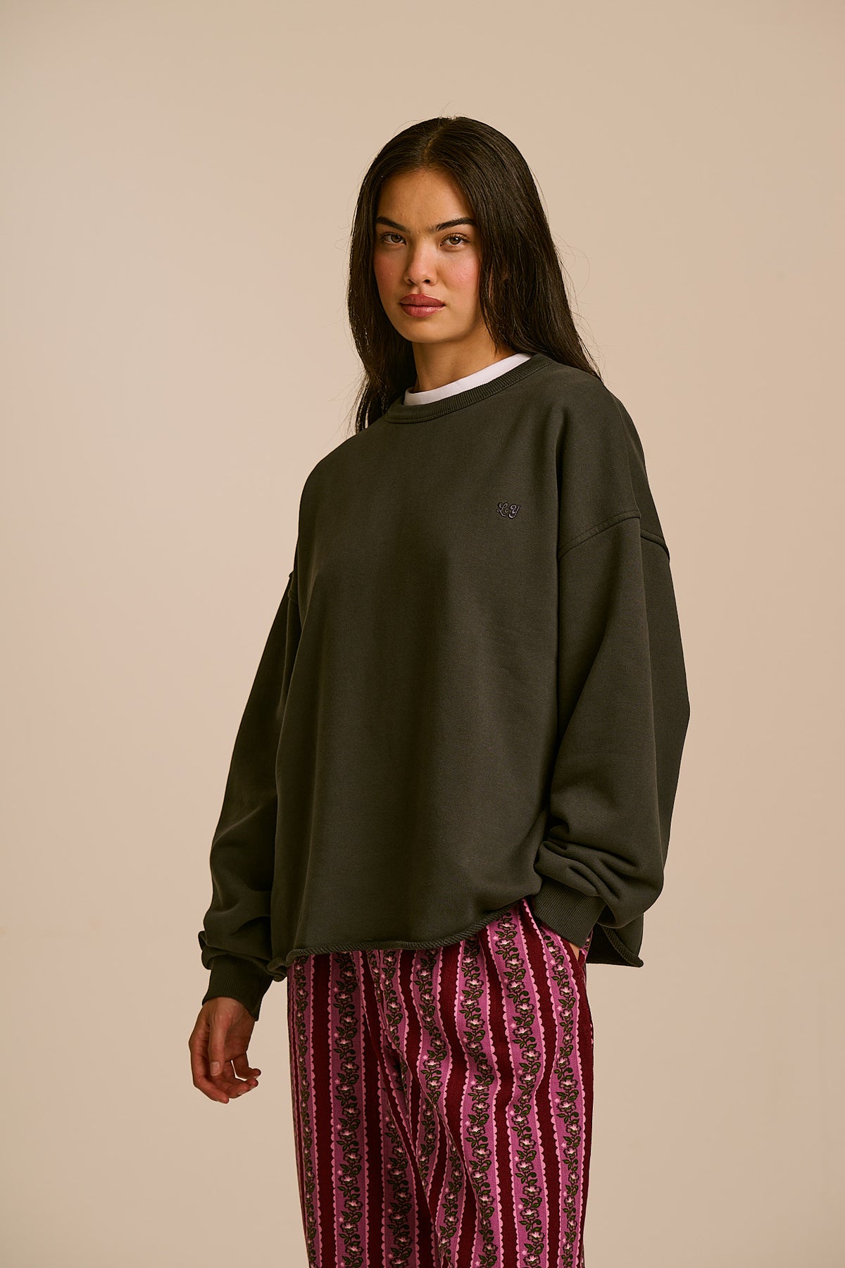 Ravi - Heavyweight Sweatshirt Organic Cotton in Charcoal