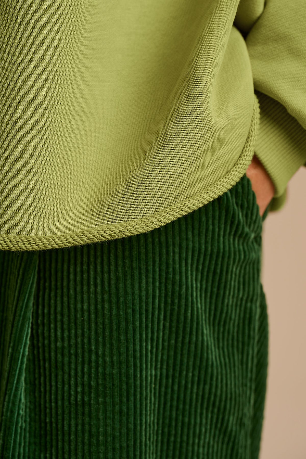 Ravi - Heavyweight Sweatshirt Organic Cotton in Khaki