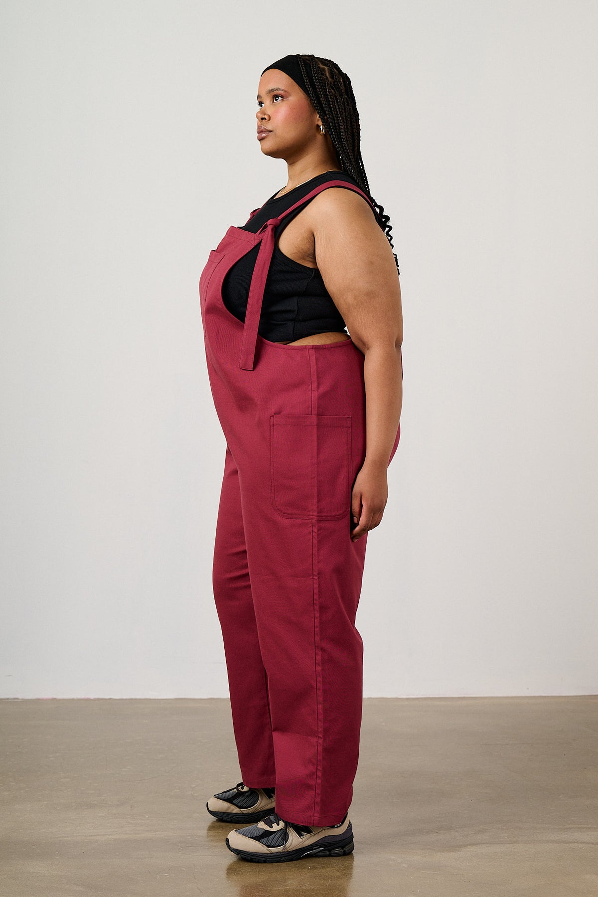 Una - Cropped Straight Leg Dungarees Organic Cotton in Burgundy