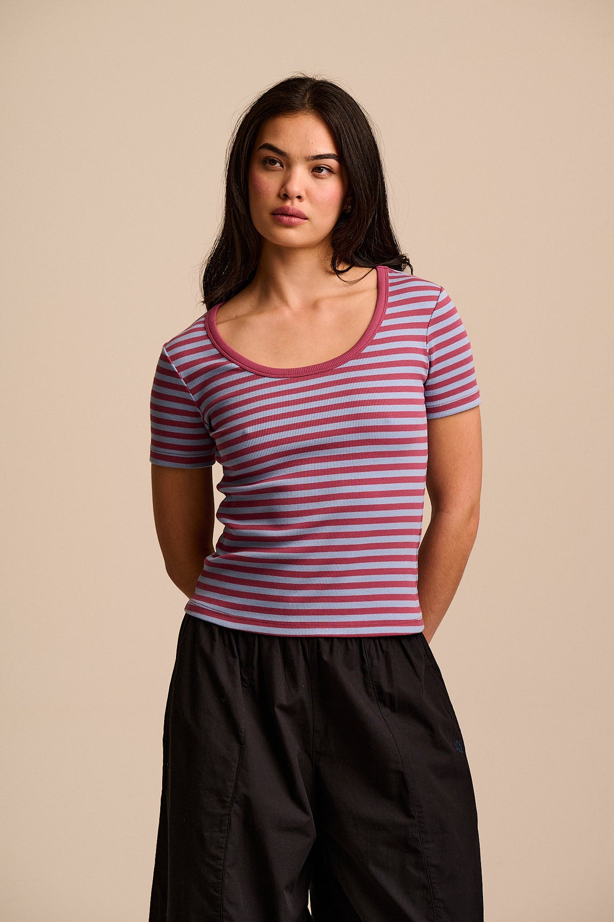 Vita - Scoop Neck T-Shirt Organic Cotton in Blue & Burgundy Stripe