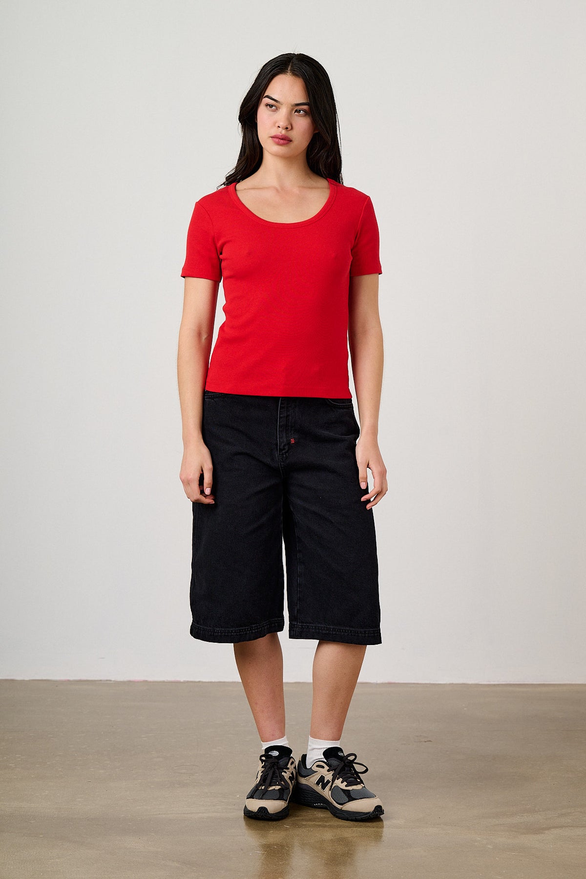 Vita - Scoop Neck T-Shirt Organic Cotton in Red