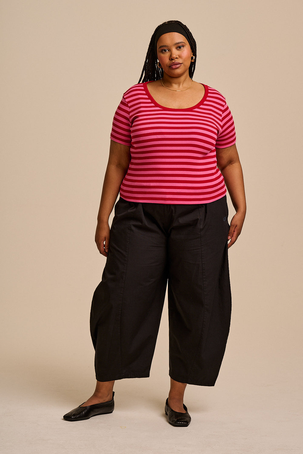 Vita - Scoop Neck T-Shirt Organic Cotton in Red & Pink Stripe