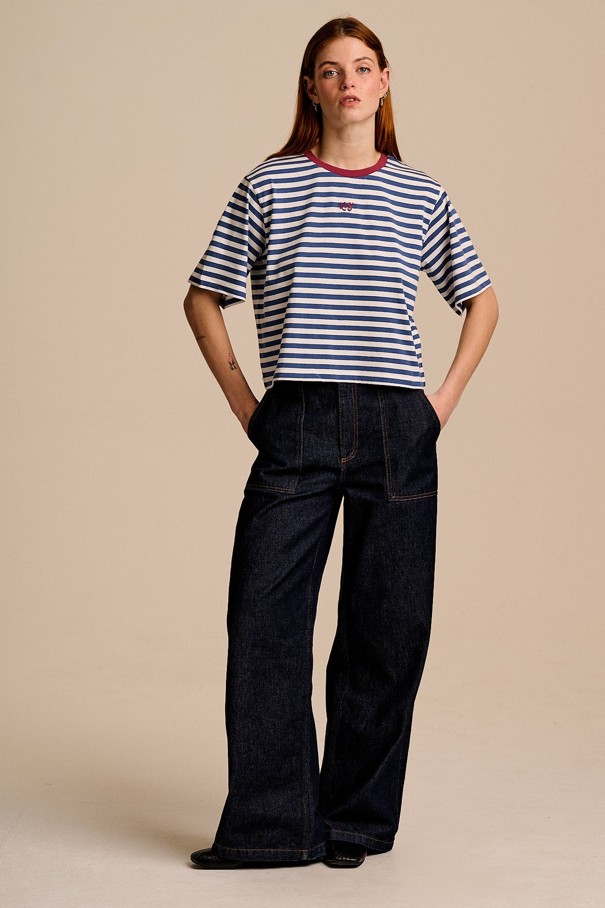 Zayla - Cropped Boxy T-Shirt Cotton in Navy & White Stripe