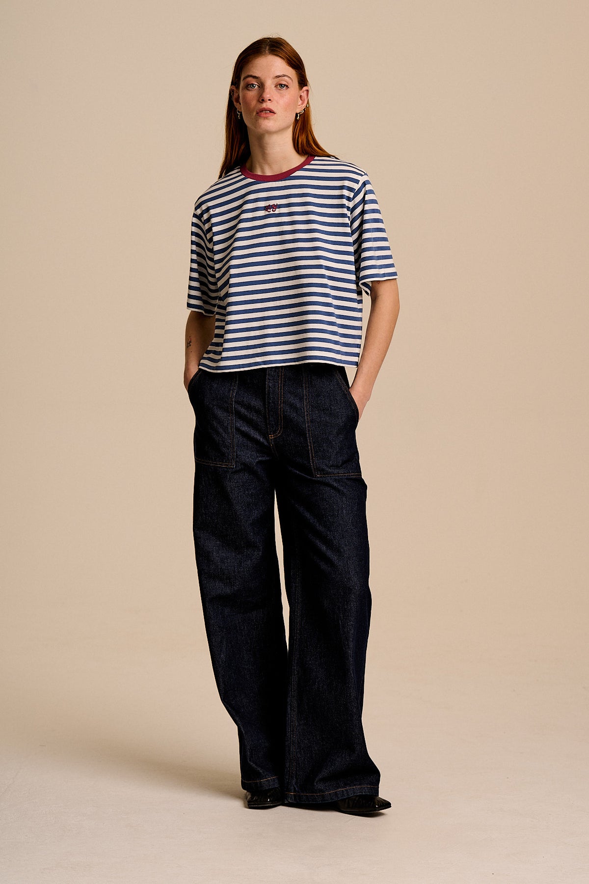 Zayla - Cropped Boxy T-Shirt Cotton in Navy & White Stripe