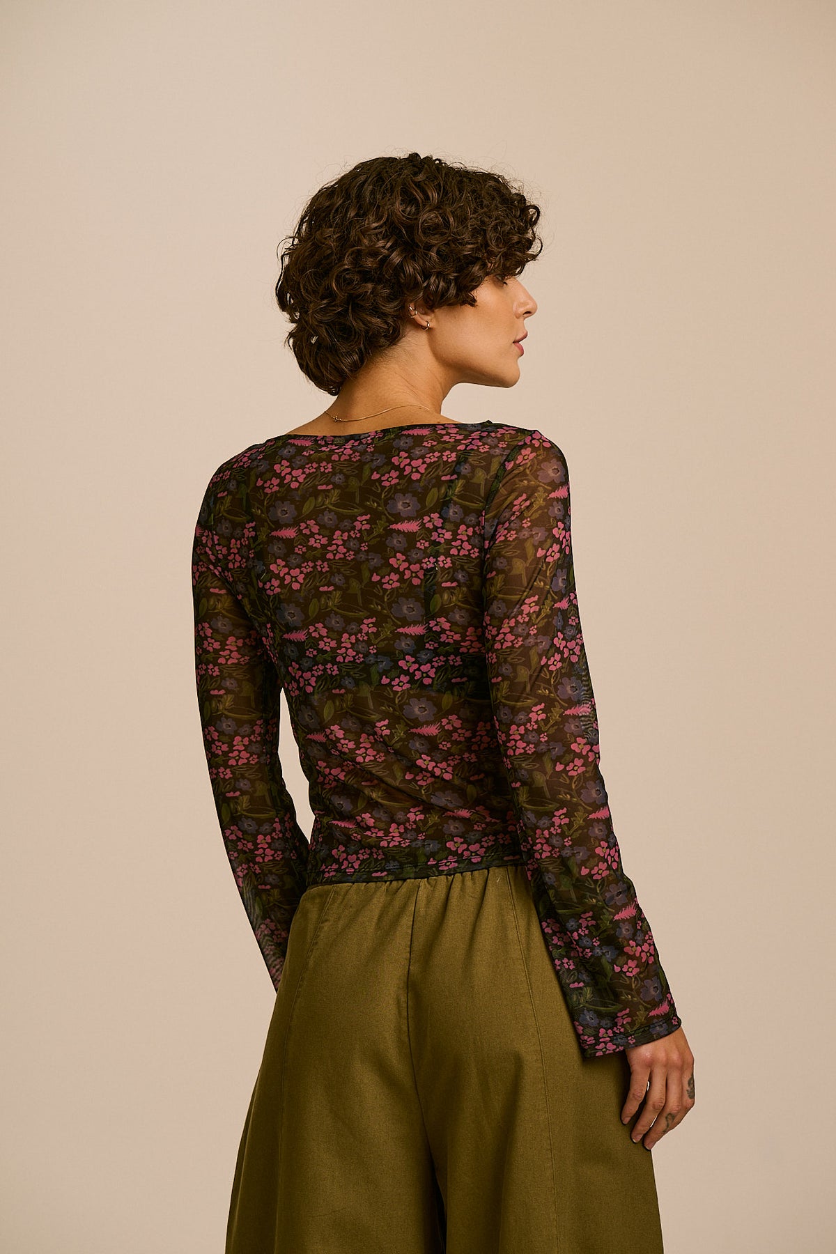 Zoe - Long Sleeve Slash Neck Top Recycled Polyester Mesh in Ditsy Floral
