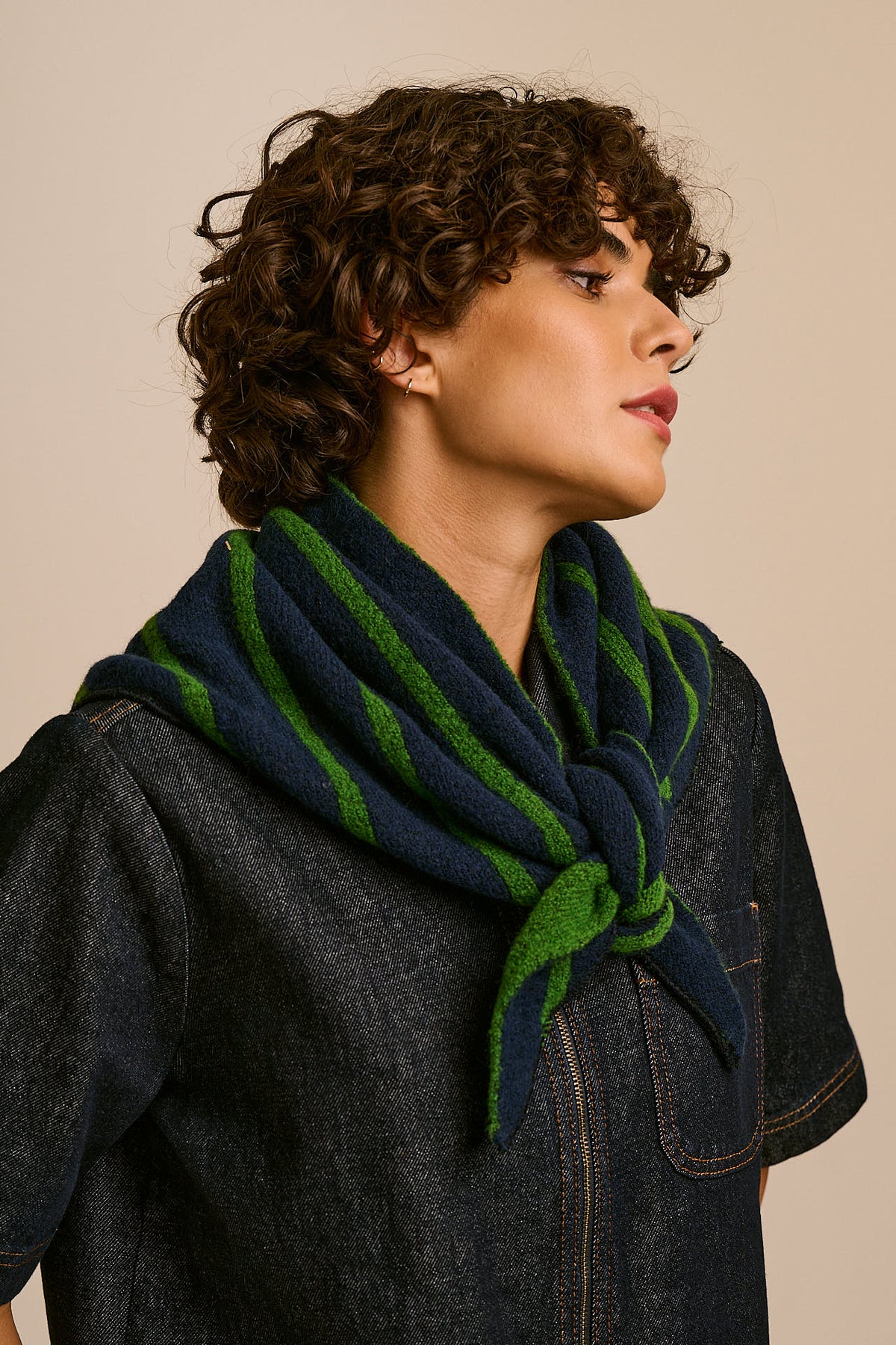 Loki - Neck Scarf Recycled Polyester in Blue & Green Stripe